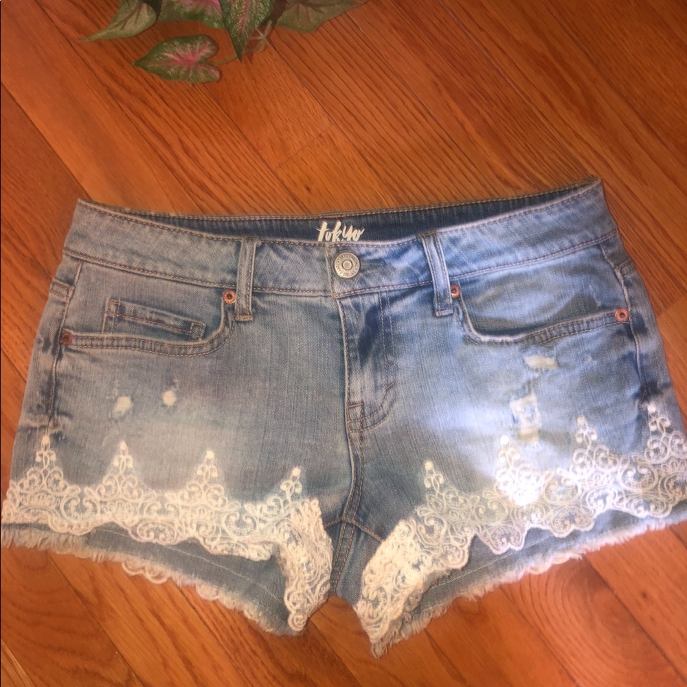I took the tags off but I never wore them .NWOT